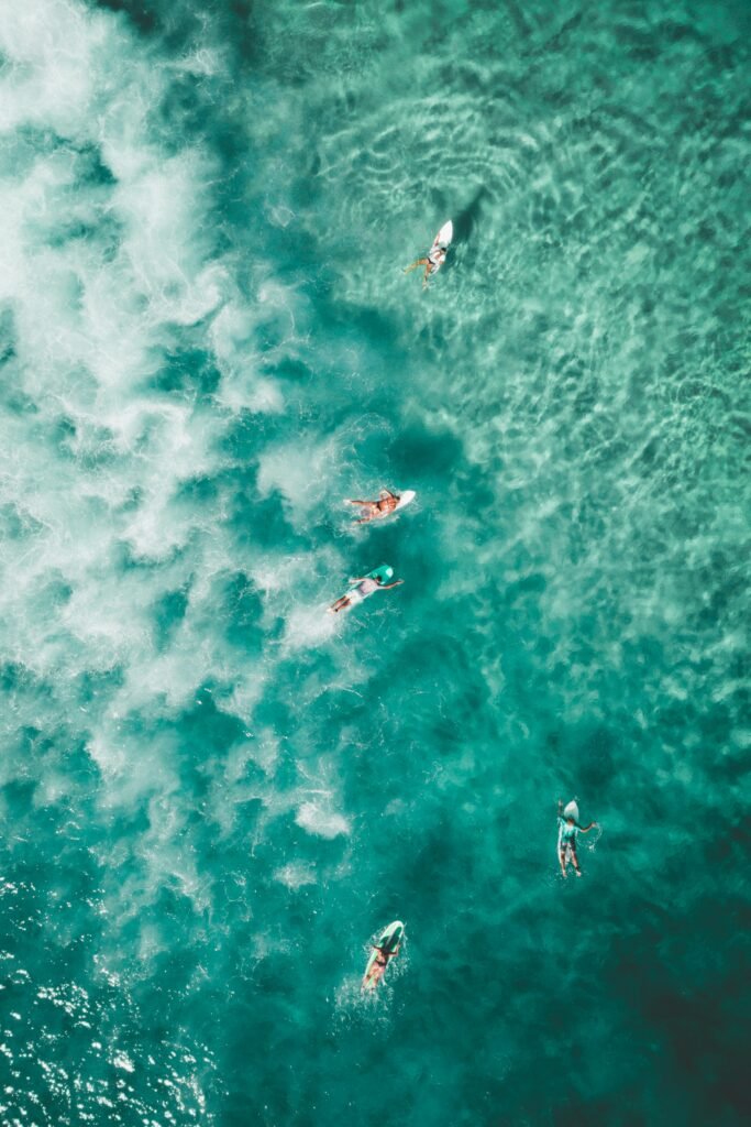 surfers